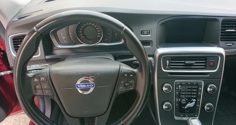 Volvo V60 cena 47000 przebieg: 144000, rok produkcji 2014 z Skawina małe 596